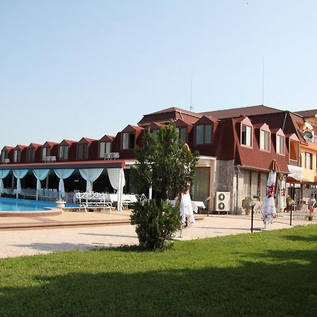 فندق Complex Racic Voyvodinovo المظهر الخارجي الصورة